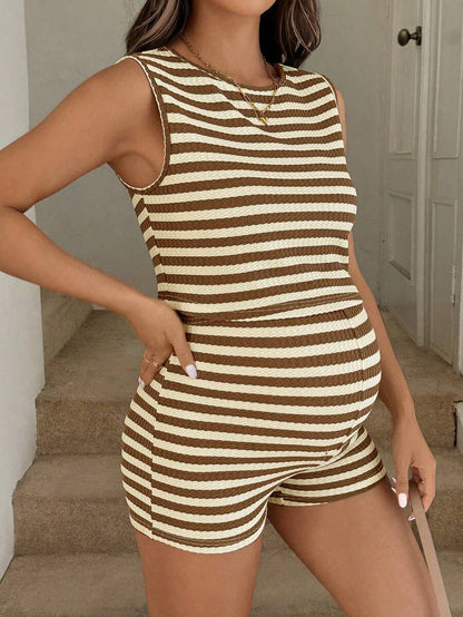 Green Striped Maternity 2-Piece Lounge Set – Slim Fit Cropped Tank Top and Adjustable Waist Mini Shorts – Casual Knit Streetwear Set