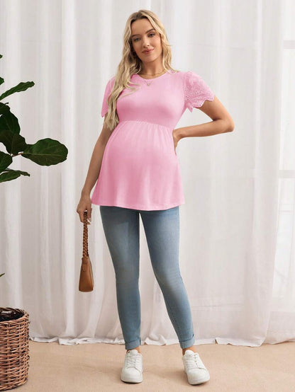 Black Maternity Knitted T-Shirt with Scalloped Short Sleeves and Flared Hem - Casual Round Neck Pregnancy Top