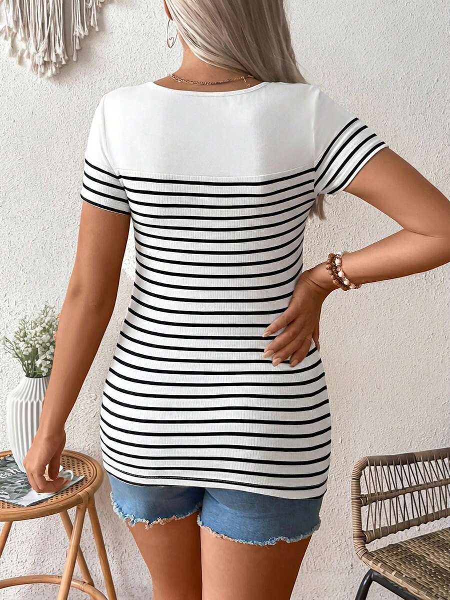 Maternity Colorblock Striped Short Sleeve Nursing T-Shirt - Slim Fit Rib-Knit Breastfeeding Scoop Neck Top