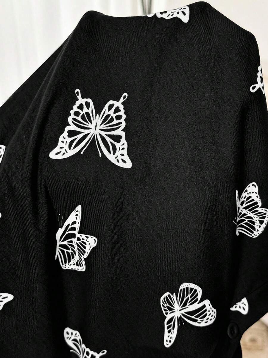 Maternity Butterfly Print Short Sleeve Pajama Dress Apricot Scoop Neck Button Detail Loungewear Nightgown for Pregnancy