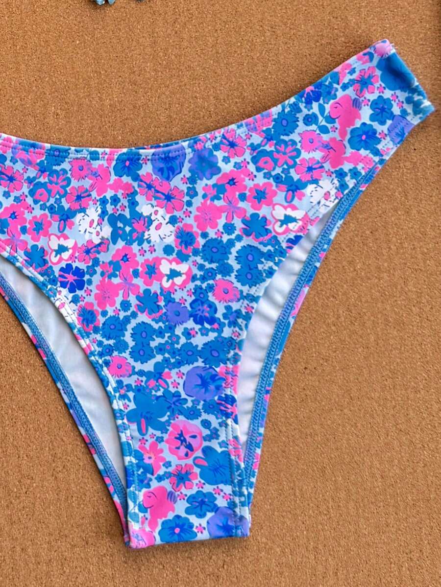 Swim Vcay 2026 Spring/Summer Women's Spaghetti Strap Halter Neck Black Base White Polka Dot Random Print Sweet Cute Side High Cut Bikini Swimwear 2-Piece Set Vacation Bikini Set Pink Bikini Set High Leg Bikini Set Modest Bikini Set Bikini Set