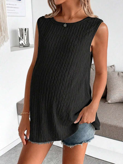 Maternity Black Open Back Camisole with Bow Detail Summer Sleeveless Maternity Tank Top for Beach and Casual Everyday Wear