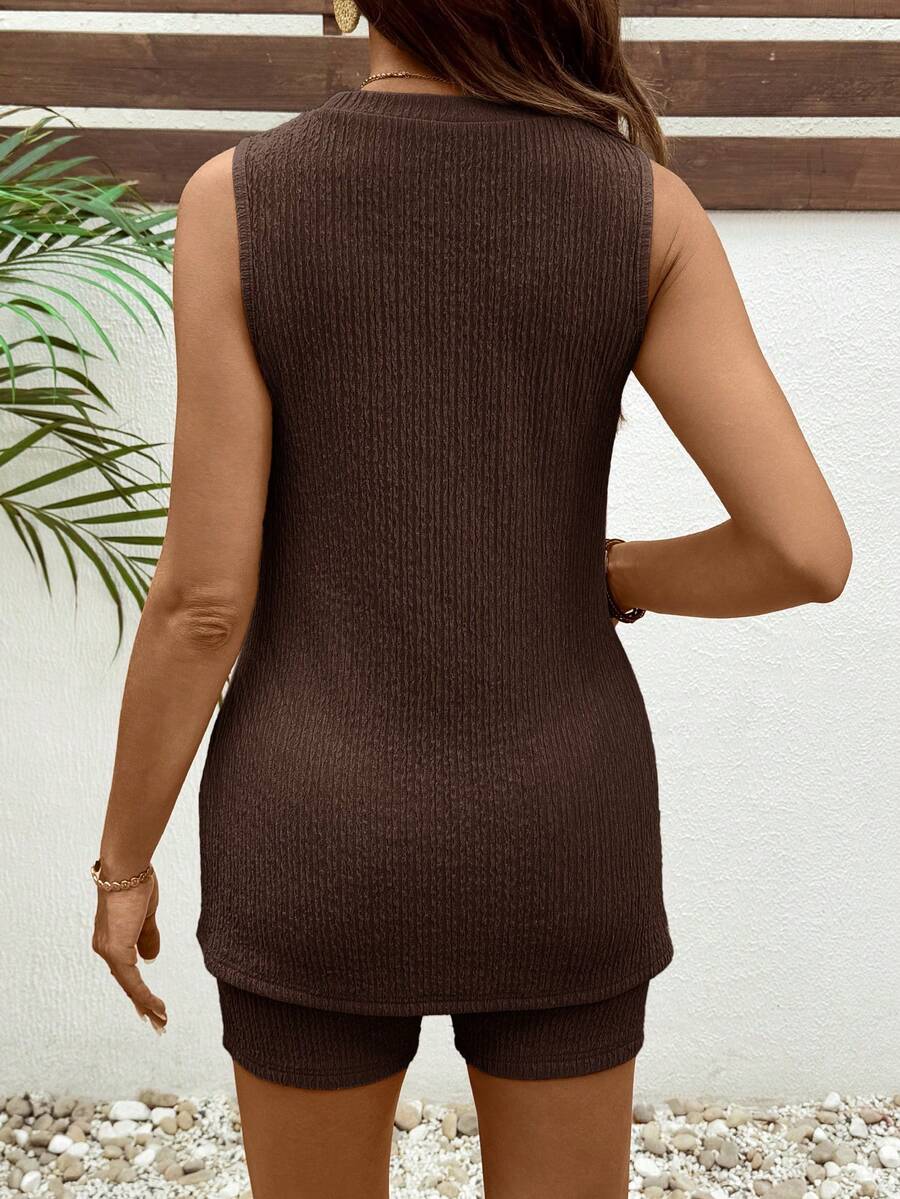 Yellow Jacquard Knit Maternity Lounge Set with Longline Round Neck Tank Top and Slim Fit Biker Shorts – Comfortable 2-Piece Summer Set