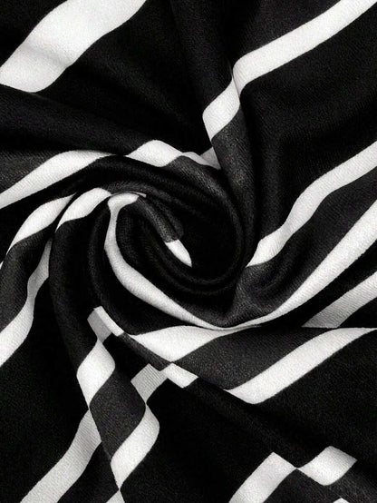 Maternity Striped Crew Neck Short Sleeve Midi Dress Casual Side Split Bodycon Dress for Summer and Evening Wear