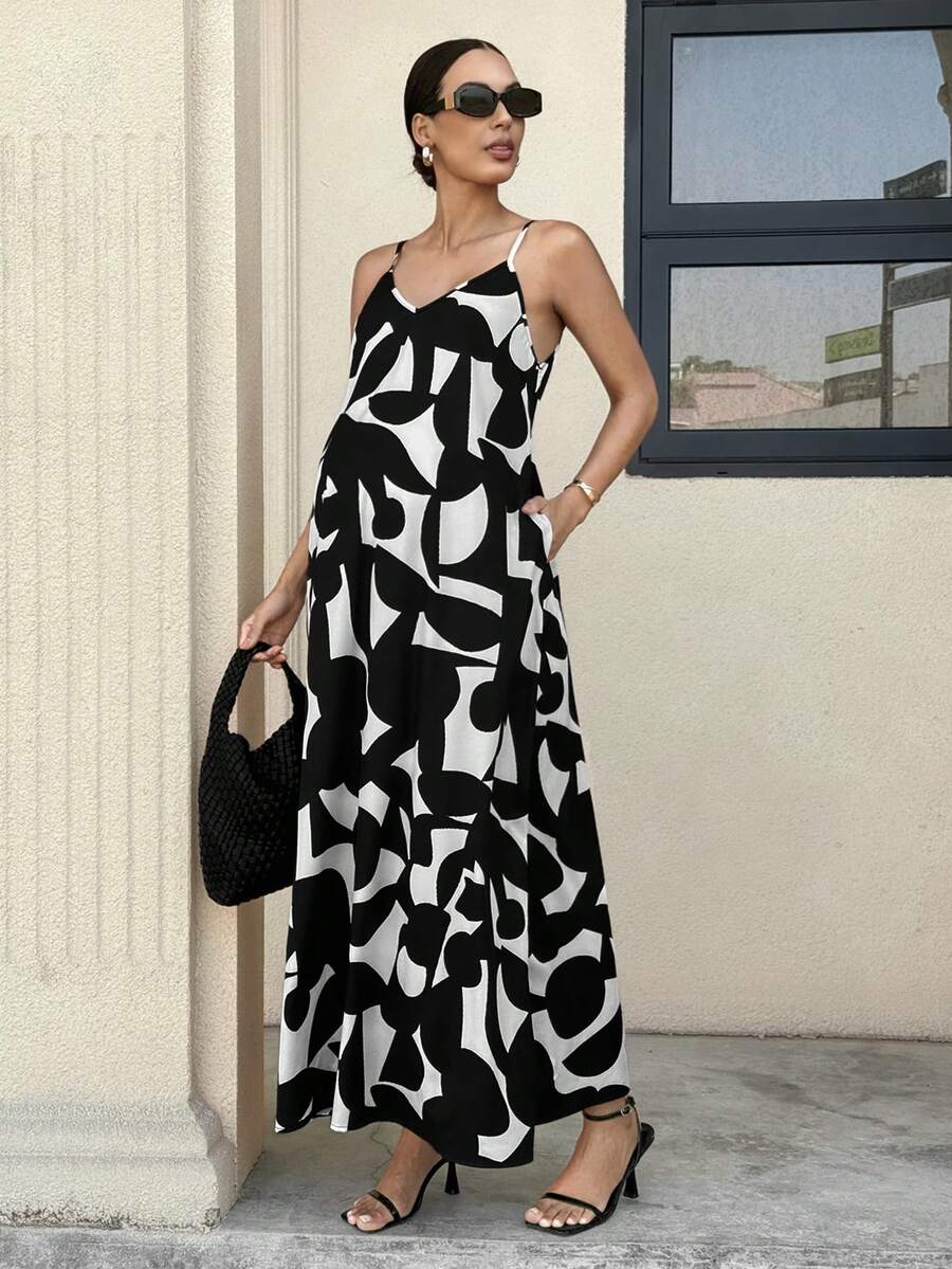 Black and White Geometric Print Maternity Cami Dress - V-Neck Spaghetti Strap Sleeveless Flared Beach Maxi Dress for Pregnancy