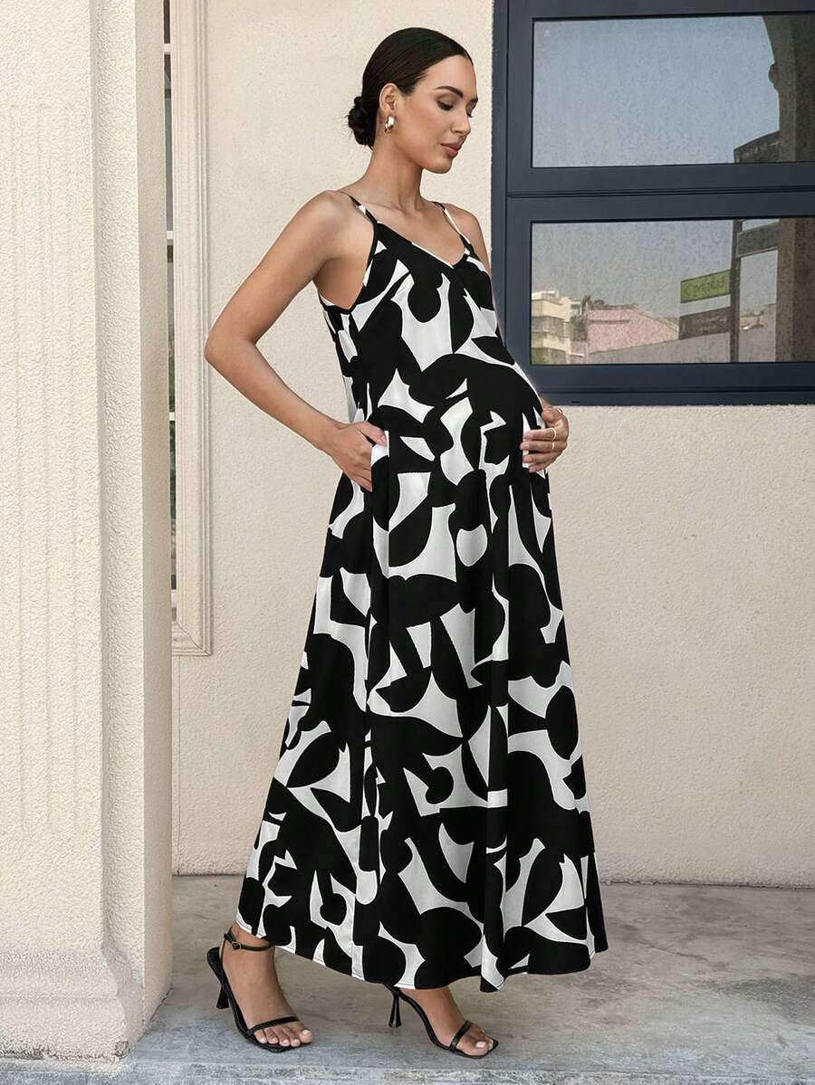 Black and White Geometric Print Maternity Cami Dress - V-Neck Spaghetti Strap Sleeveless Flared Beach Maxi Dress for Pregnancy