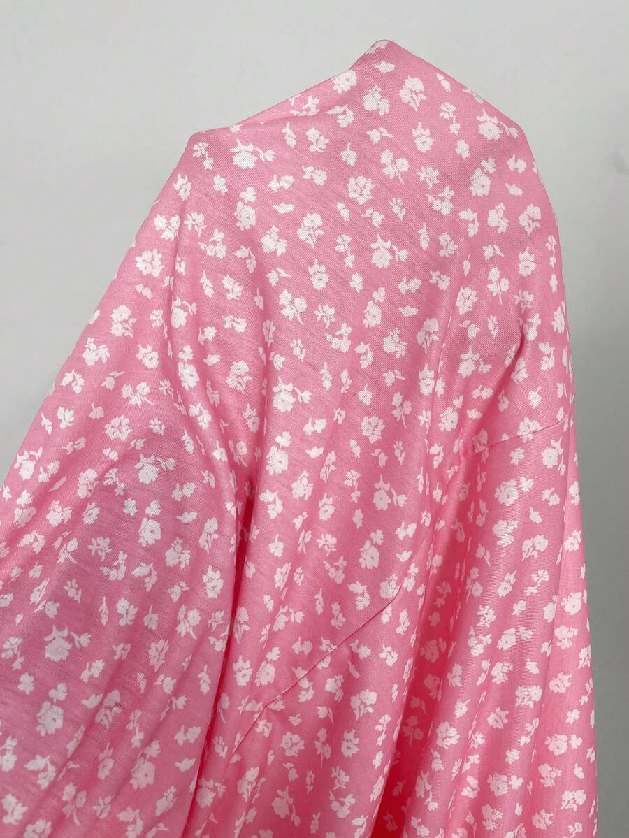 Green Ditsy Floral V Neck Short Sleeve Maternity Nursing Dress Slim Fit Short Flared Beach Vacation Wrap Style Knit Dress