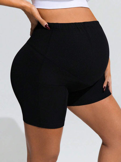 Black Ultra High Waist Maternity Bike Shorts – Elastic Tummy Control Performance Yoga Shorts with Pockets for Pregnancy & Activewear