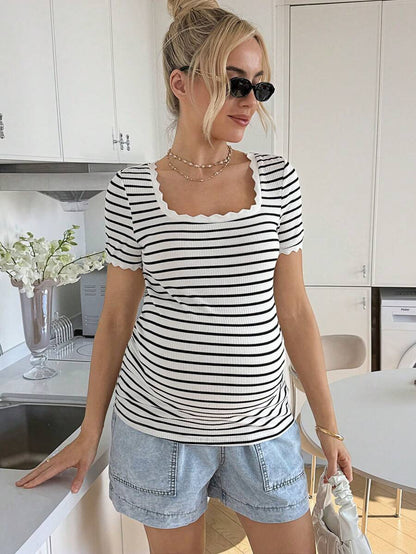 Maternity Striped Short Sleeve Scoop Neck T-Shirt with Scalloped Shell Trim White Casual Summer Pregnancy Tee Slim Fit Medium Stretch