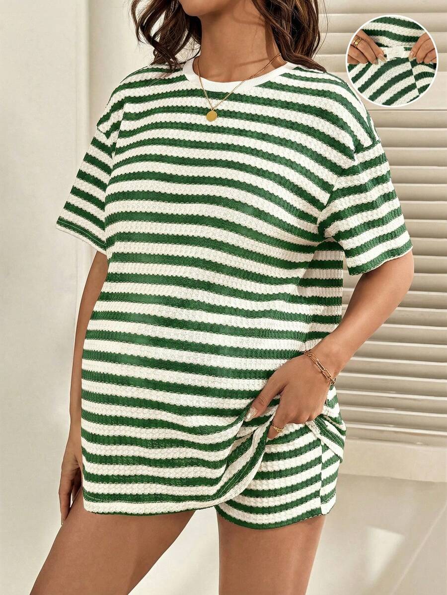2-Piece Pink Striped Maternity Short Set - Loose Fit Round Neck Tee and Mini Shorts Casual Set for Daily Wear