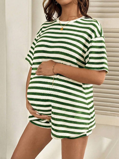 2-Piece Pink Striped Maternity Short Set - Loose Fit Round Neck Tee and Mini Shorts Casual Set for Daily Wear
