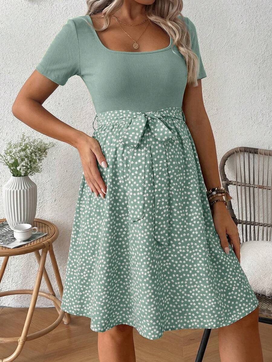 Green Ditsy Floral Maternity Summer Dress - Square Neck Short Sleeve A-Line High Waist Casual Beach Mini Dress