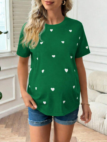 Maternity Heart Print Short Sleeve Round Neck T-Shirt in Mauve Purple, Casual Asymmetrical Hem Pregnancy Top for Valentine's Day