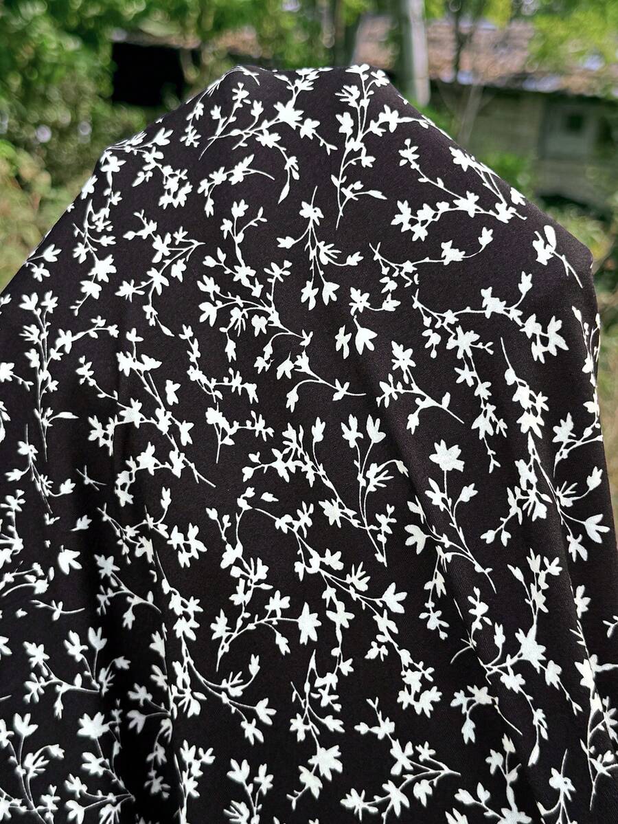 Floral Print Maternity Pencil Skirt - Black Boho Mid Waist Long Fitted Skirt with Slight Stretch for Daily Summer Style