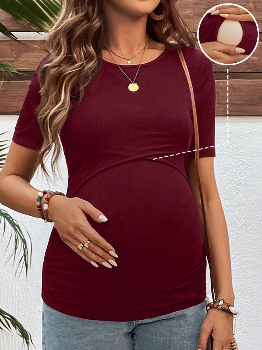 Black Crew Neck Short Sleeve Slim Fit Maternity Nursing Tee with Ruched Detail and Letter Print Knitted Fabric Casual Top