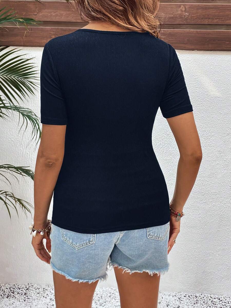 Black Crew Neck Short Sleeve Slim Fit Maternity Nursing Tee with Ruched Detail and Letter Print Knitted Fabric Casual Top
