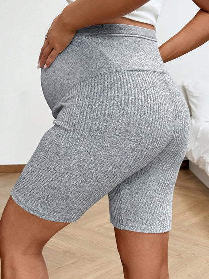 2-Pack Ribbed Maternity Biker Shorts in Coffee Brown – Ultra High Waist Slim Fit Athletic Yoga Shorts Set for Pregnancy & Postpartum