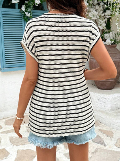 Coffee Brown Striped Round Neck Maternity T-Shirt - Casual Batwing Short Sleeve Padded Shoulder Top for Pregnancy Holiday Outfits