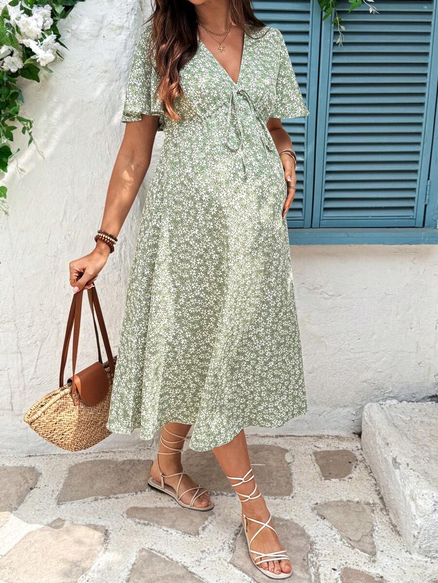 Maternity Floral A-Line Midi Dress - V Neck, Short Sleeve, Padded, Regular Fit, Blue