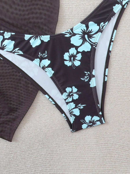 Women's 3-Piece Shell Print Bikini Set - V-Neck Halter, Triangle, Side Tie Skirt, Multicolor
