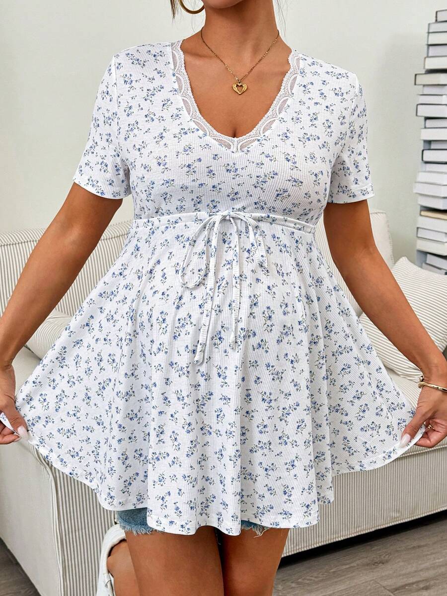 Maternity Ditsy Floral Scoop Neck T-Shirt with Drawstring Waist, Blue and White Slim Fit Short Sleeve Summer Pregnancy Top