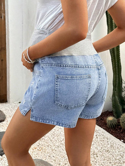 Maternity Denim Shorts - High Waist, Ribbed Patchwork, Pockets, Loose, Light Wash Blue