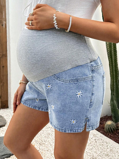 Maternity Denim Shorts - High Waist, Ribbed Patchwork, Pockets, Loose, Light Wash Blue