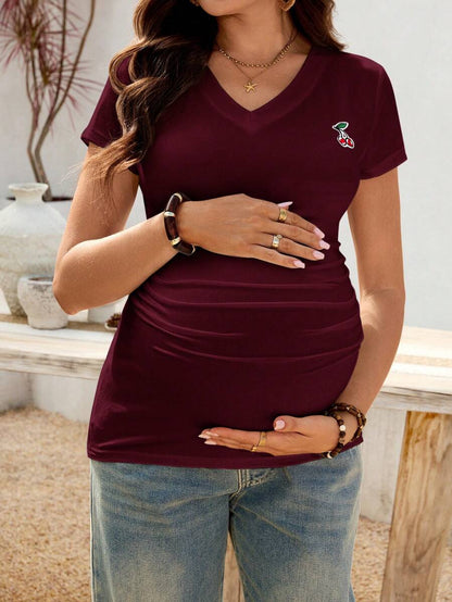 Cherry Embroidery V-Neck Maternity T-Shirt - Slim Fit Ruched Short Sleeve Pregnancy Top in Burgundy Knit