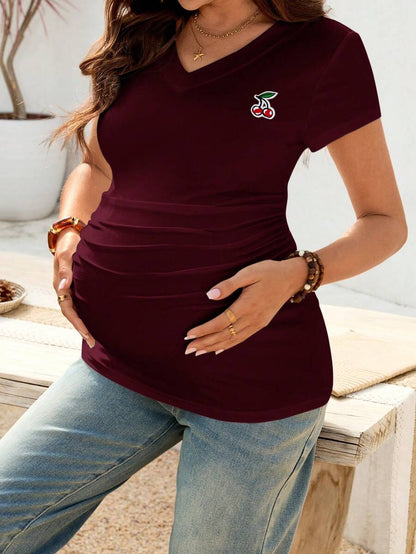 Cherry Embroidery V-Neck Maternity T-Shirt - Slim Fit Ruched Short Sleeve Pregnancy Top in Burgundy Knit