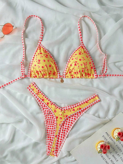 Women's 2-Piece Boho Halter Bikini Set - Gold Accessory, High-Cut, Floral Print, Multicolor