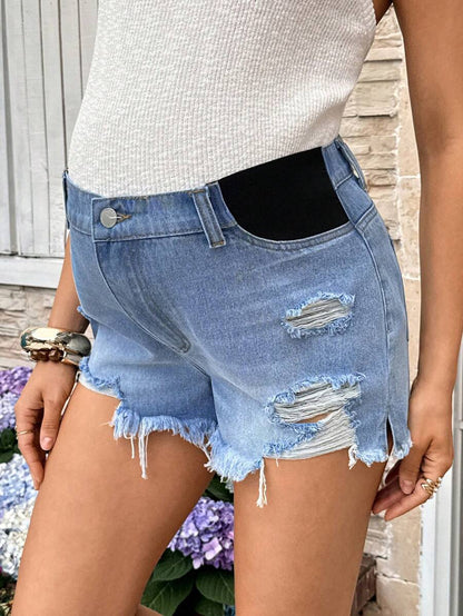 Black Maternity Denim Shorts with Frayed Hem – Casual High-Waisted Mini Shorts with Belt Loops & Zipper Fly – 67% Cotton Summer Essential