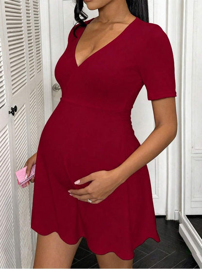 Elegant Red V-Neck Short Sleeve Maternity Dress - High Waist A-Line Summer Holiday Dress for Women