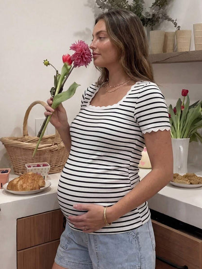 Maternity Striped Short Sleeve Scoop Neck T-Shirt with Scalloped Shell Trim White Casual Summer Pregnancy Tee Slim Fit Medium Stretch