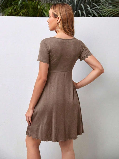 Maternity V-Neck Knot Front A-Line Dress - Short Sleeve Ruched High Waist Summer Dress for Daily Commute