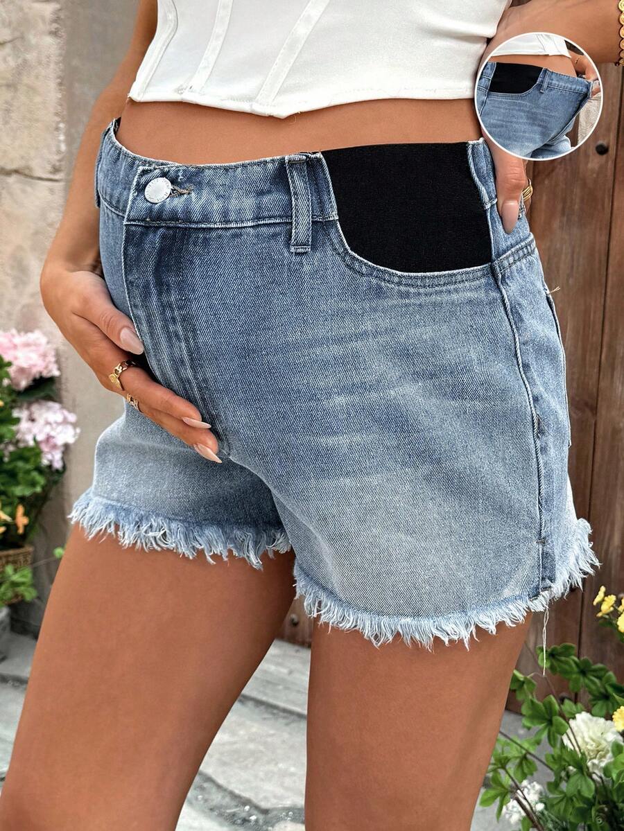 Black Maternity Denim Shorts with Frayed Hem – Casual High-Waisted Mini Shorts with Belt Loops & Zipper Fly – 67% Cotton Summer Essential
