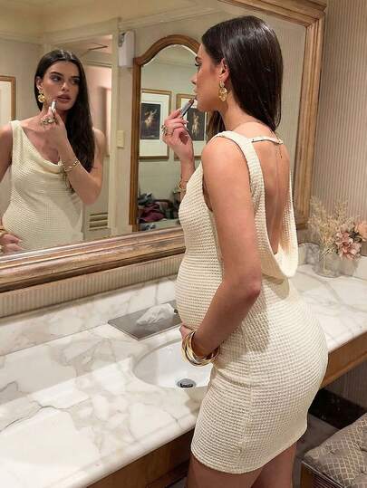 Maternity Elegant White Dress,Summer Pregnant Solid Plunging Neckline Backless Sleeveless Fashionable Bump Friendly Pregnancy Dress For Photoshoot