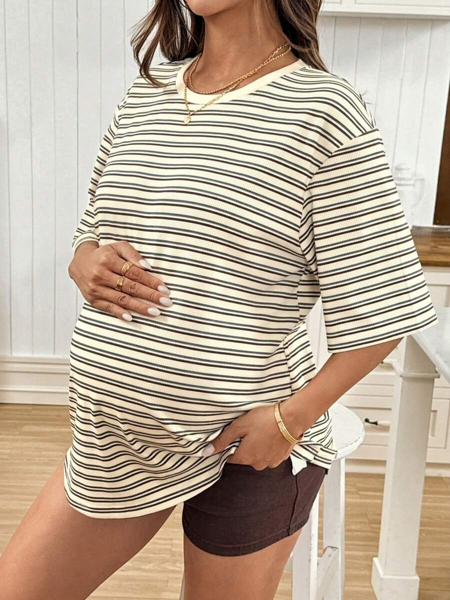 Maternity Black Striped Round Neck Short Sleeve Long Loose Fit T-Shirt Comfortable Padded Shoulder Casual Drop Shoulder Pregnancy Tee