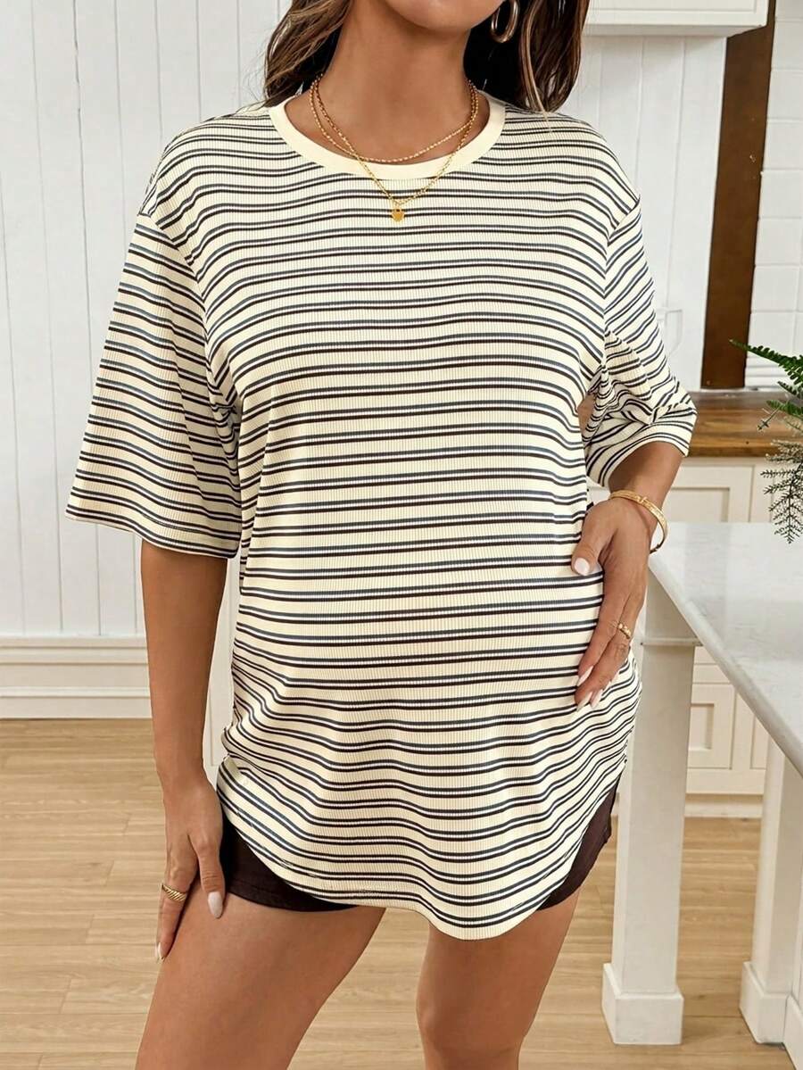 Maternity Black Striped Round Neck Short Sleeve Long Loose Fit T-Shirt Comfortable Padded Shoulder Casual Drop Shoulder Pregnancy Tee