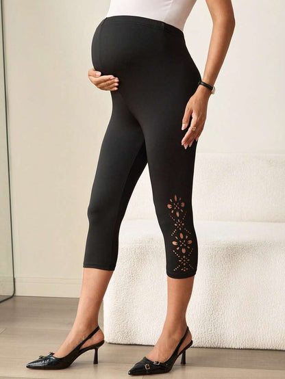 Maternity Black Capri Leggings with Floral Hem High Waist Adjustable Belly Support Stretchy Maternity Work Outfits for Commuting