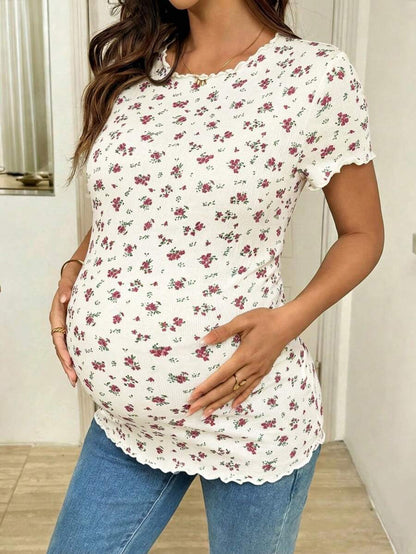 Maternity Ditsy Floral T-Shirt - Round Neck Casual Everyday Soft, Pregnancy Spring Summer