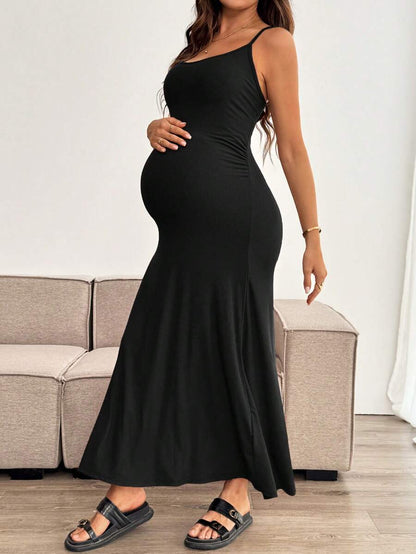Maternity Solid Color Mermaid Hem Fitted Camisole Dress