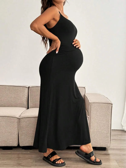 Maternity Solid Color Mermaid Hem Fitted Camisole Dress