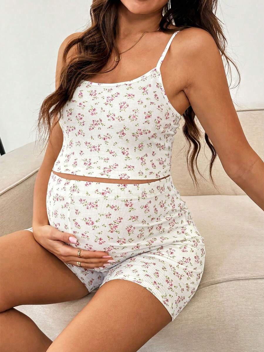 2-Piece Maternity Floral Pajama Set – Camisole & Shorts Summer