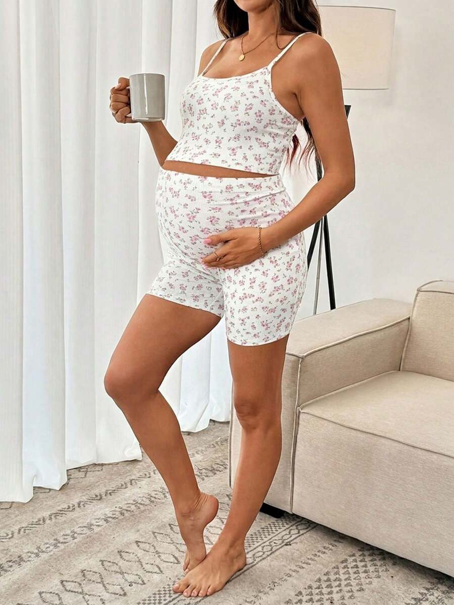 SHEIN 2pcs Maternity Ditsy Floral Camisole2-Piece Maternity Ditsy Floral Camisole and Adjustable Shorts Set - Slim Fit Spaghetti Strap Crop Top and High Waist Beach Set Top And Adjustable Waist Shorts Set