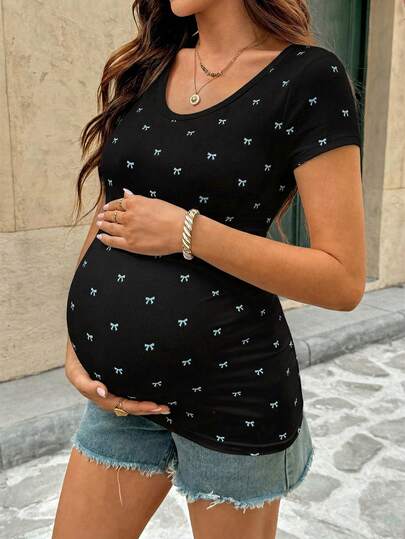 Black Maternity Bow Print Slim Fit T-Shirt with Square Neck and Padded Shoulders Elegant Short Sleeve Knitted Pregnancy Top for Night Out