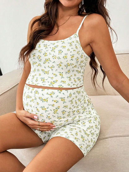 2-Piece Maternity Floral Pajama Set – Camisole & Shorts Summer