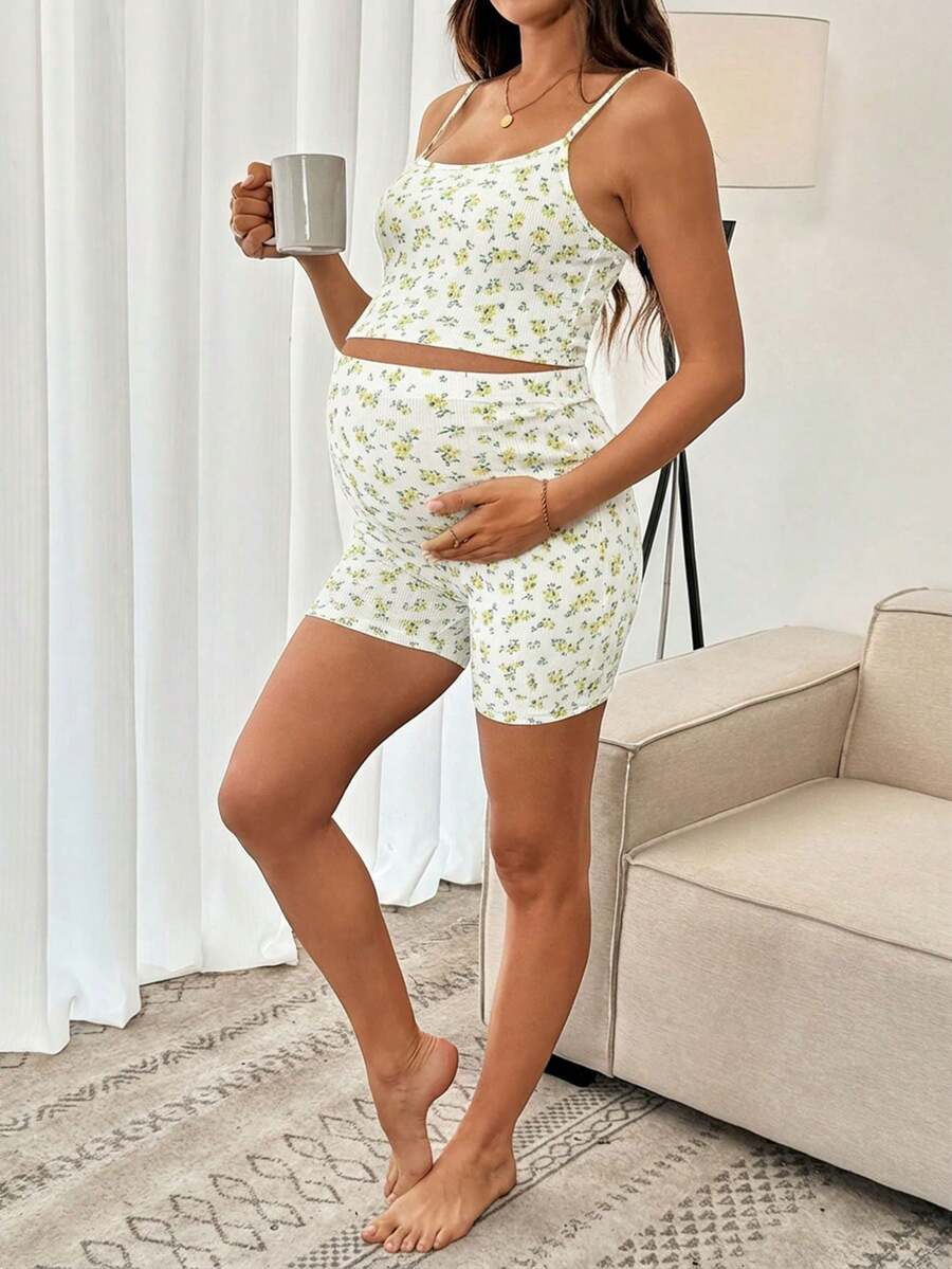 SHEIN 2pcs Maternity Ditsy Floral Camisole2-Piece Maternity Ditsy Floral Camisole and Adjustable Shorts Set - Slim Fit Spaghetti Strap Crop Top and High Waist Beach Set Top And Adjustable Waist Shorts Set