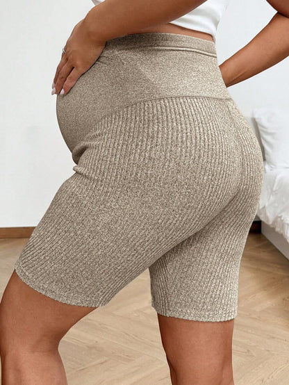 2-Pack Ribbed Maternity Biker Shorts in Coffee Brown – Ultra High Waist Slim Fit Athletic Yoga Shorts Set for Pregnancy & Postpartum