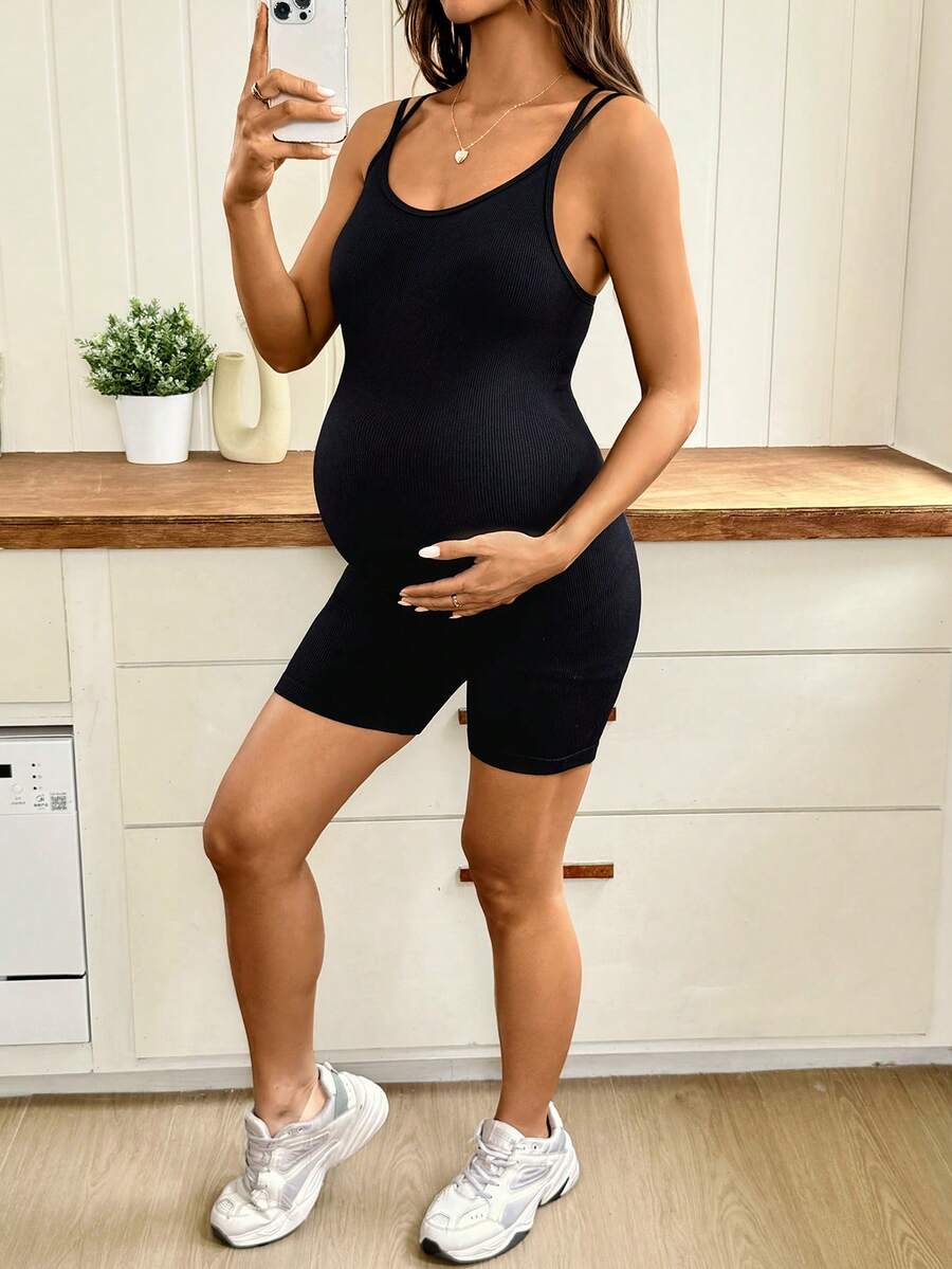 Black High-Stretch Maternity Camisole Short Jumpsuit – Skinny Fit Backless Spaghetti Strap Athletic Romper for Maternity Sports & Casual Wear