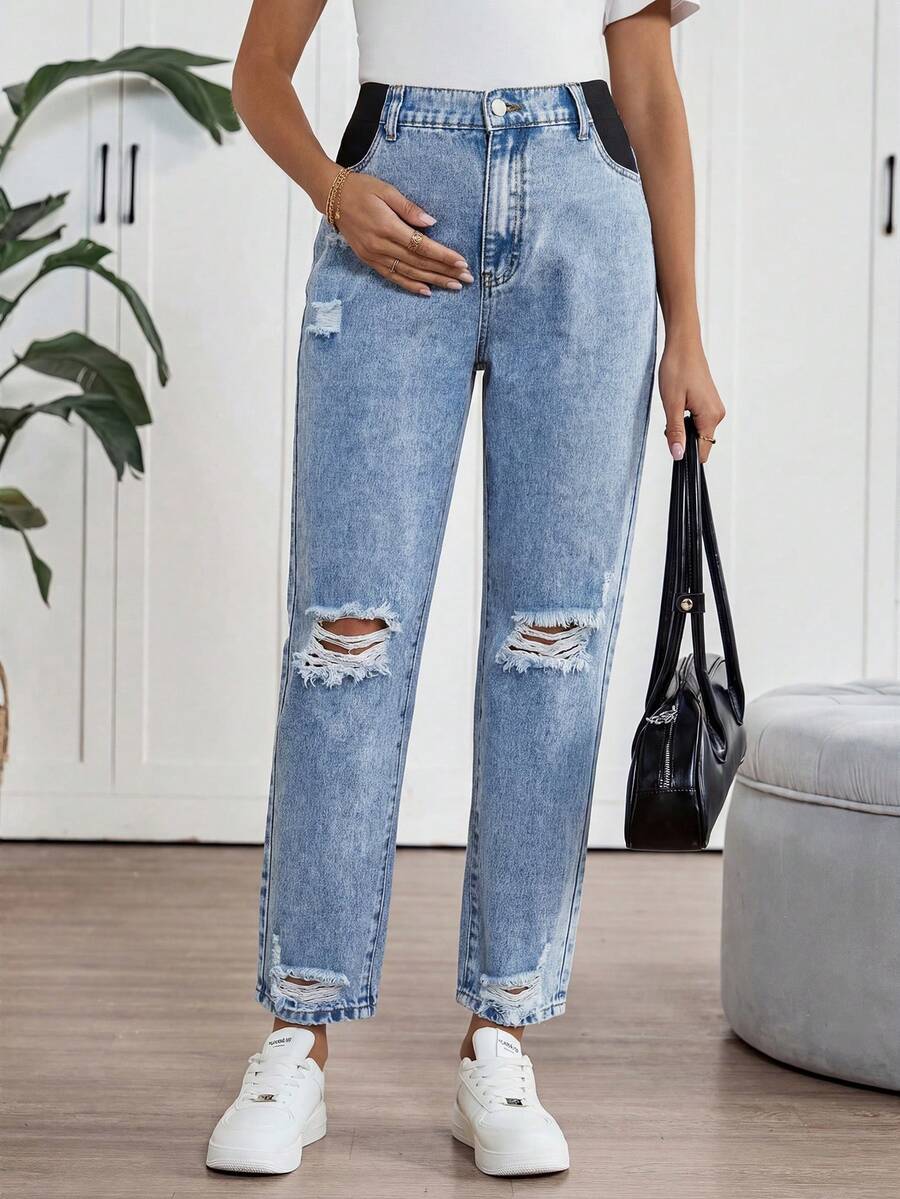 Light Blue Cropped Maternity Denim Jeans – High-Waisted Regular Fit Straight Leg Jeans with Pockets and Zipper Fly for Casual, Office, and Streetwear